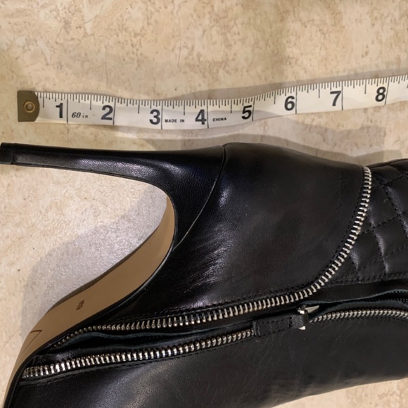 Halogen Heels - Picture 5 of 6